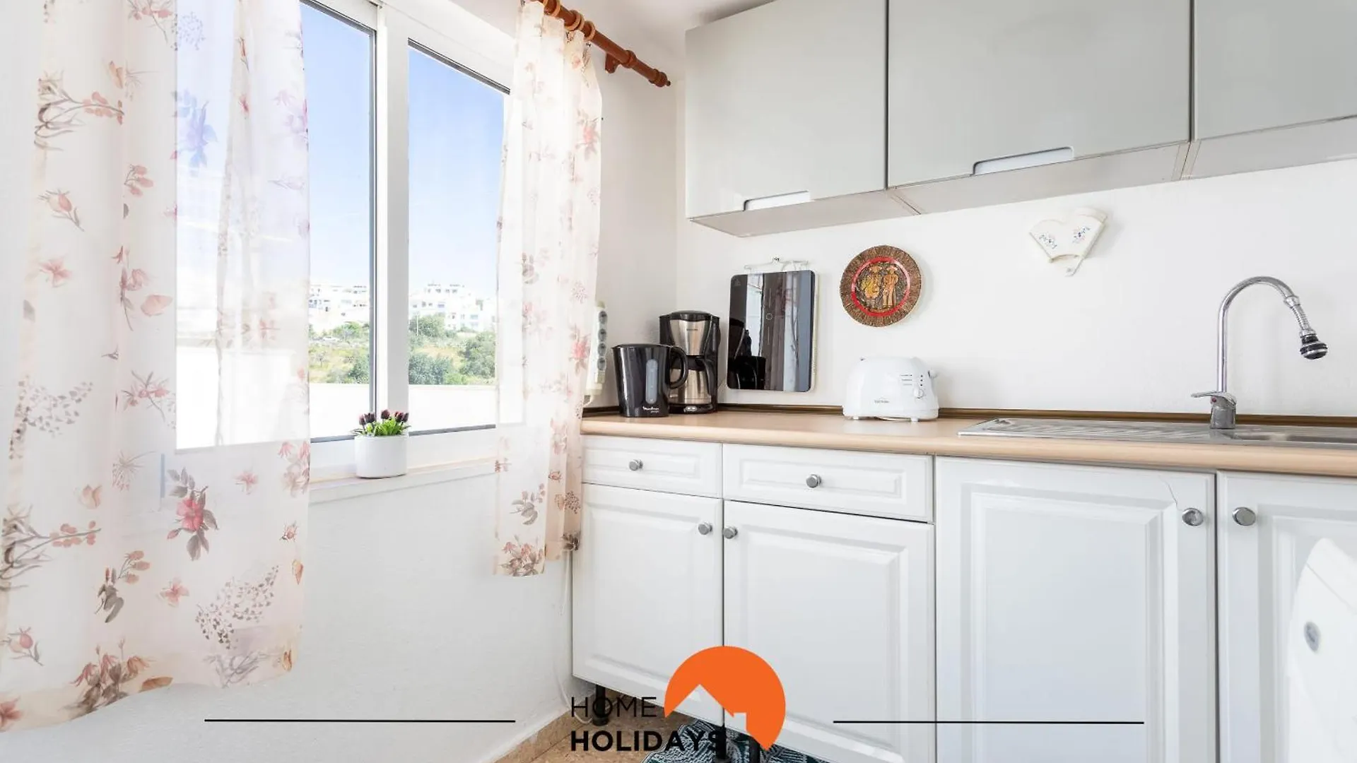 #217 Dom Afonso III By Home Holidays Albufeira 0*,  Portugal